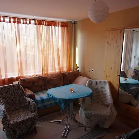 Cheap, Cozy And Great Location شقة *